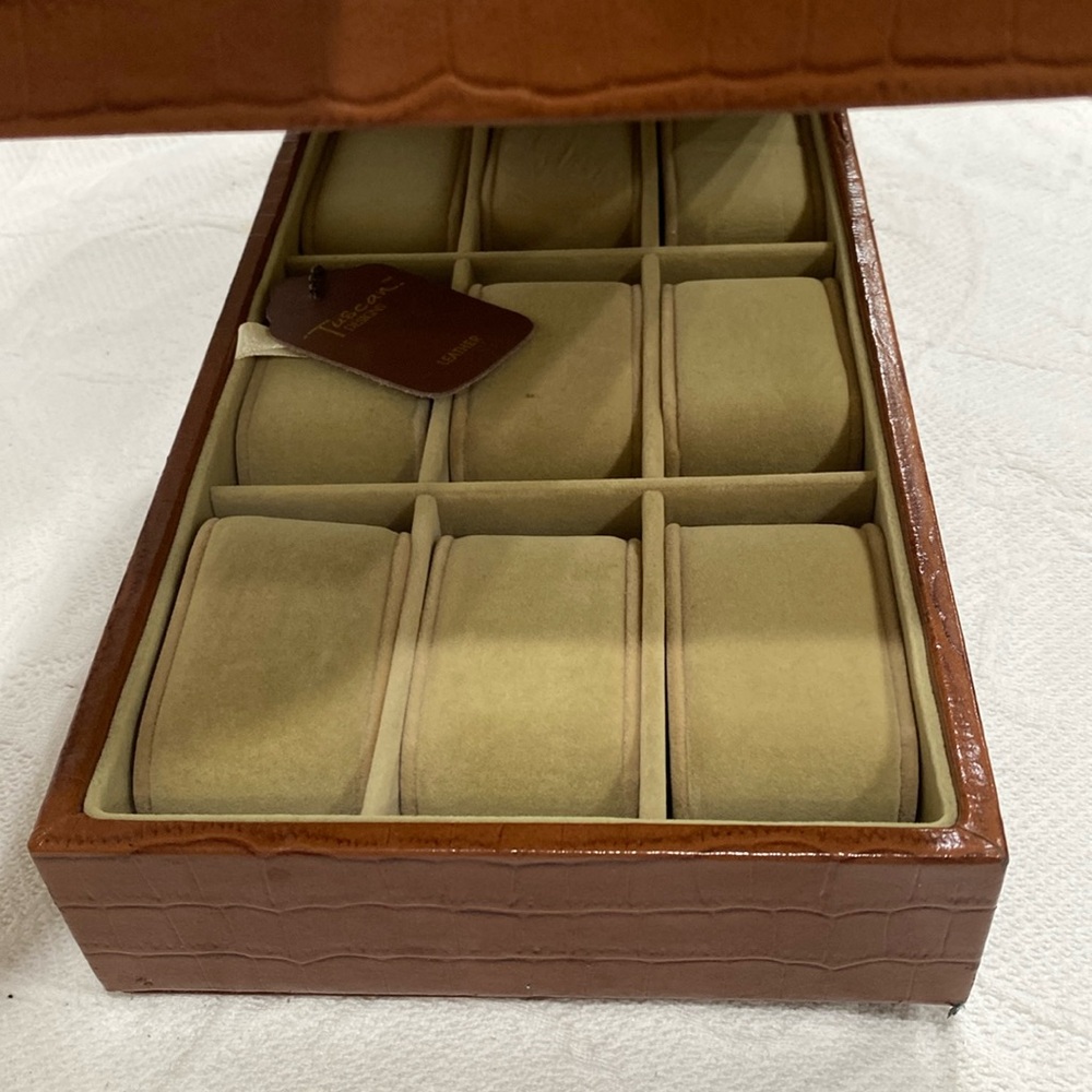 TUSCAN DESIGNS leather wrist watch or bracelet box 🗃️ NWT 11.5”x6.75”x3”  brown